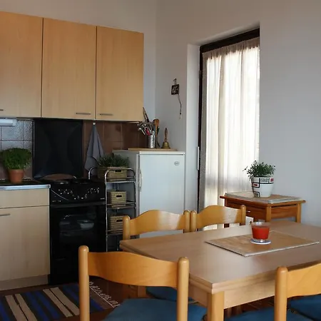 Appartement Ani 2 *